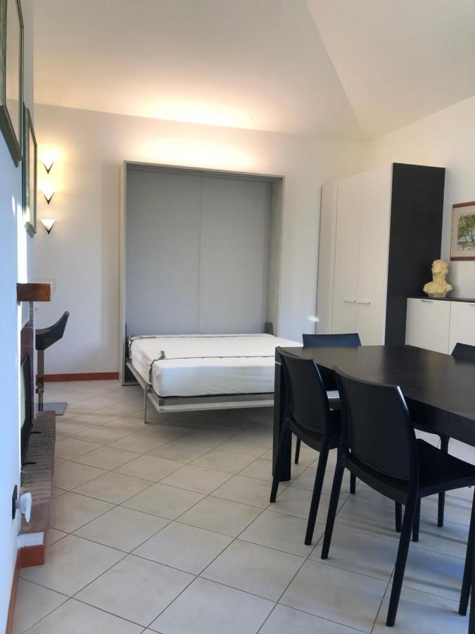 Villino Con Piscina Villa Terni Exterior foto